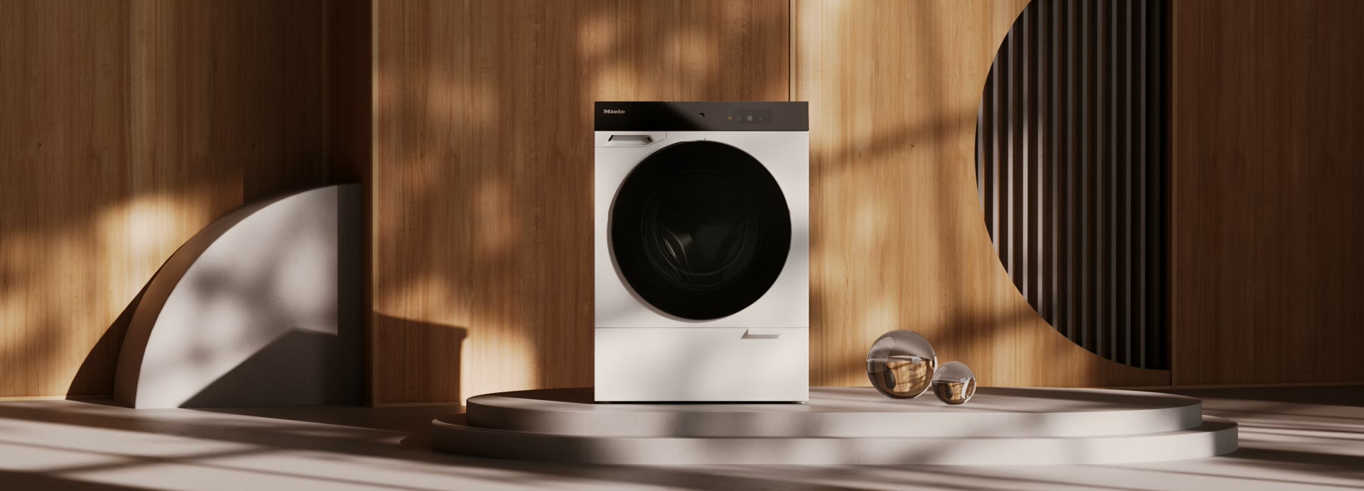 Een Miele-wasmachine op een podium in een interieur van houten lamellen.